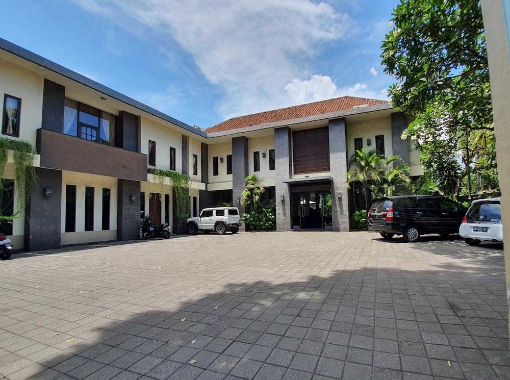 Sanur Agung Hotel Eksteriør billede